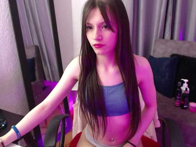 TinaJons's BongaCams show and profile