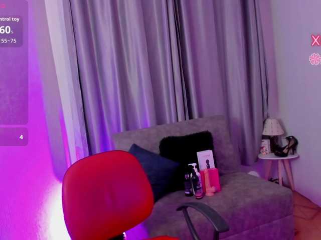 TinaJons live cam on BongaCams