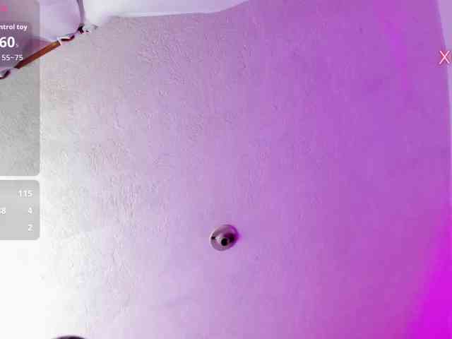 TinaJons webcam