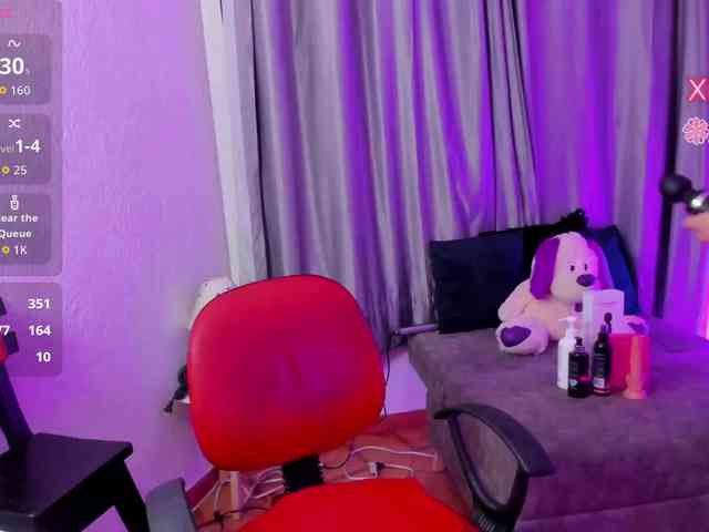 TinaJons webcam