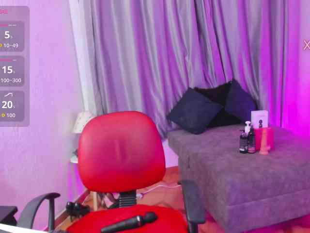 TinaJons webcam