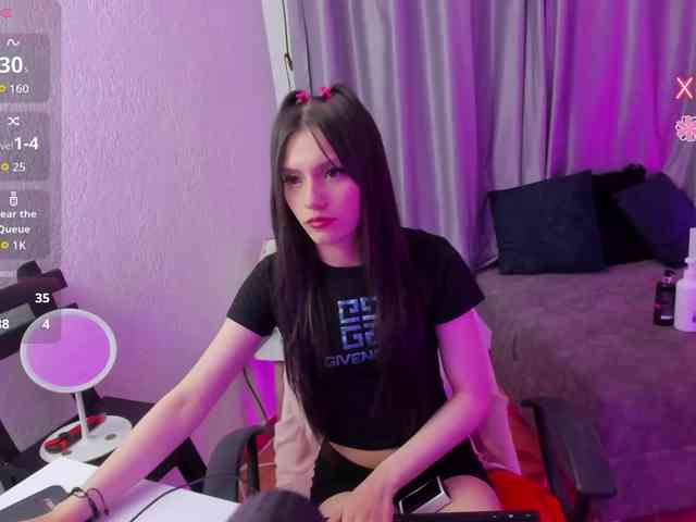 TinaJons webcam
