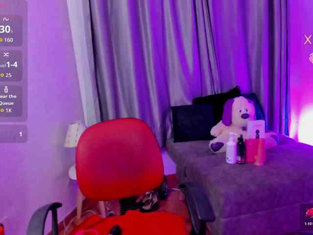 TinaJons webcam