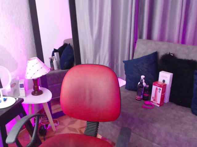 TinaJons webcam