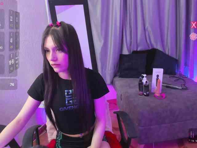 TinaJons webcam