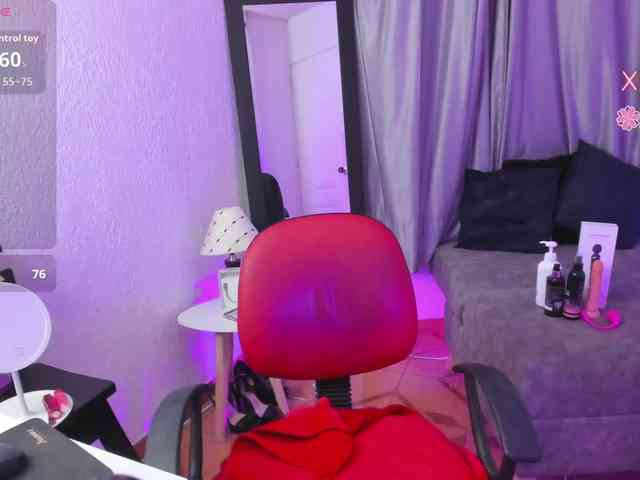 TinaJons webcam