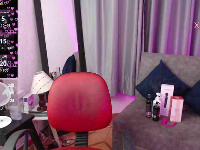 TinaJons webcam