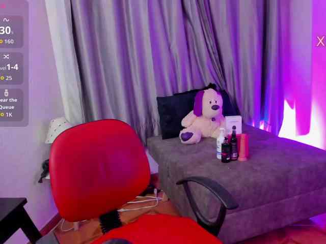 TinaJons webcam