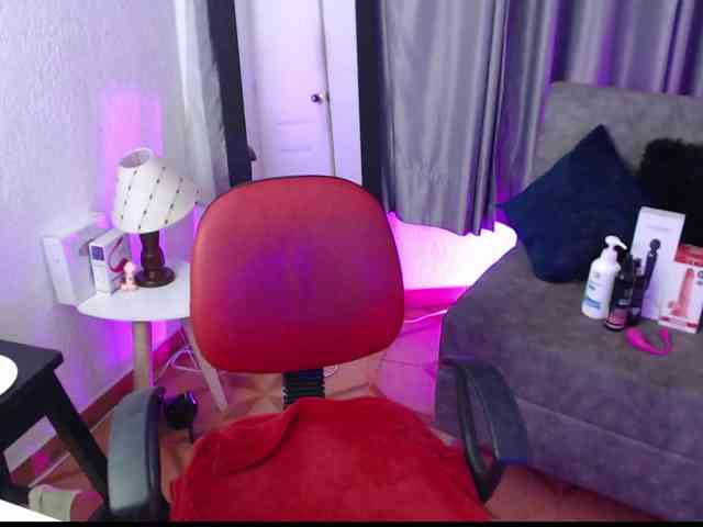 TinaJons webcam