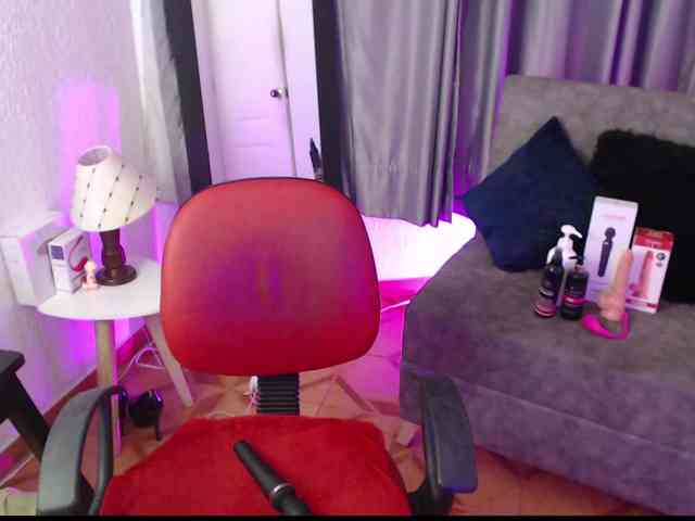 TinaJons webcam