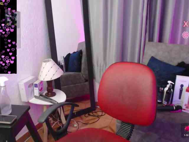 TinaJons webcam
