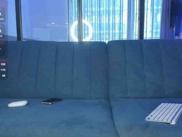 Iloveyou111 webcam
