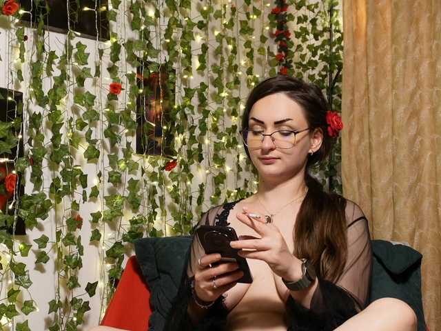 NaughtYHomemadE live webcam show