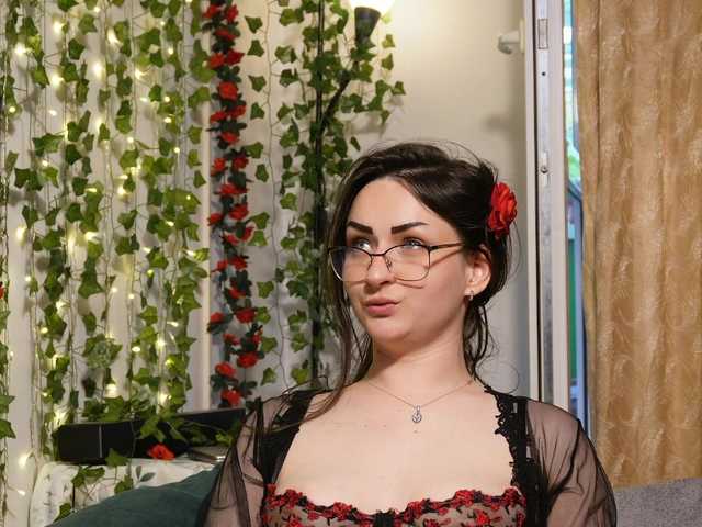 NaughtYHomemadE live cam on BongaCams