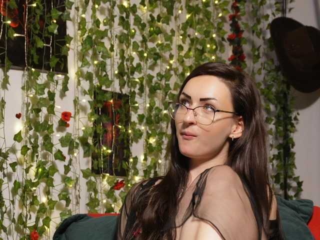 NaughtYHomemadE live cam on BongaCams