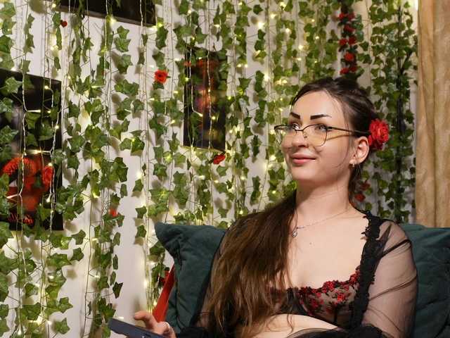 NaughtYHomemadE live webcam show