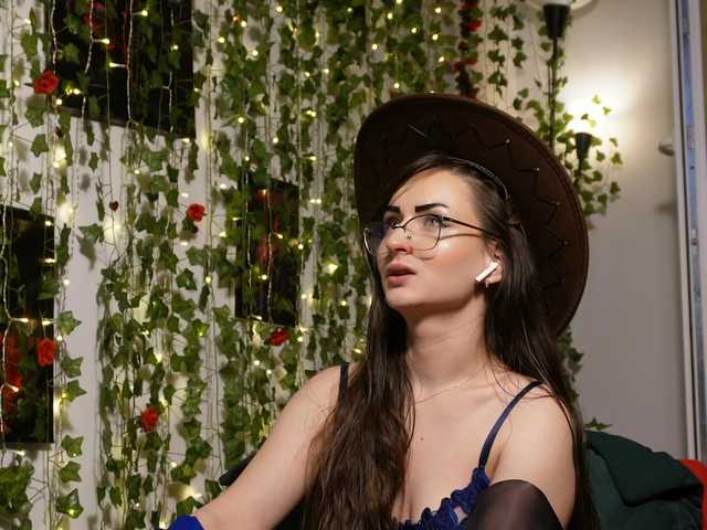 NaughtYHomemadE live cam on BongaCams