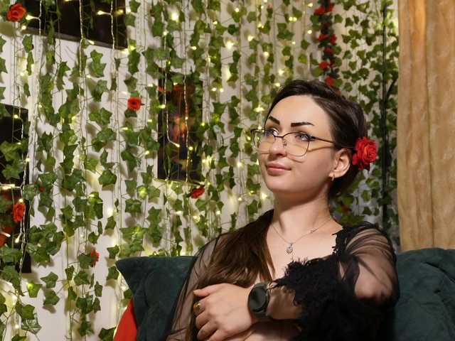 NaughtYHomemadE live cam on BongaCams