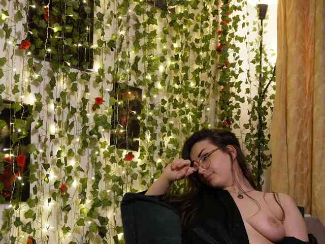 NaughtYHomemadE webcam