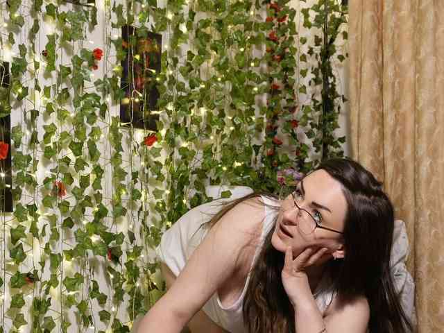 NaughtYHomemadE webcam