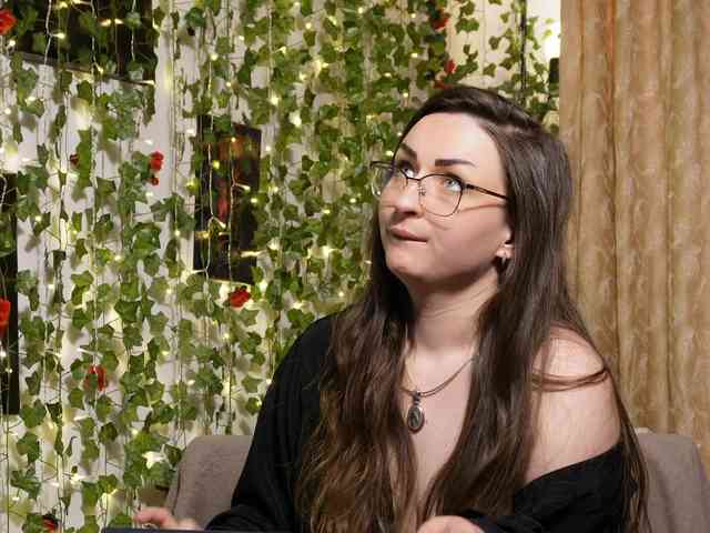 NaughtYHomemadE webcam