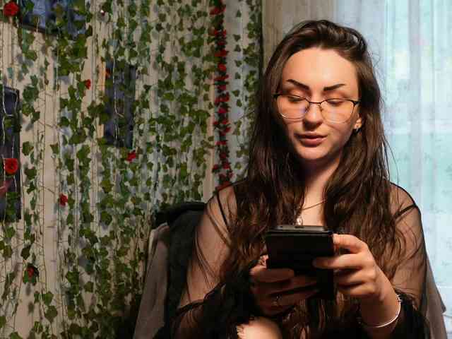 NaughtYHomemadE webcam