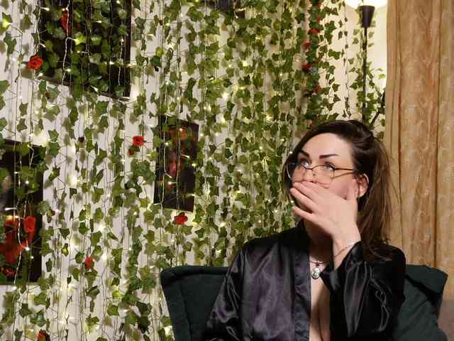 NaughtYHomemadE webcam