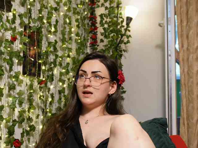 NaughtYHomemadE webcam