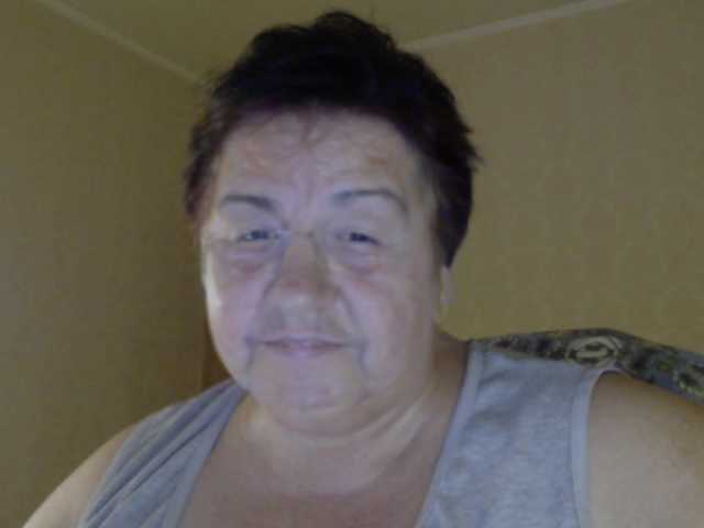 Alinahott1 live webcam show