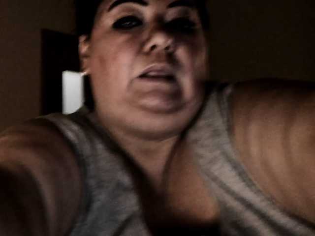 Alinahott1