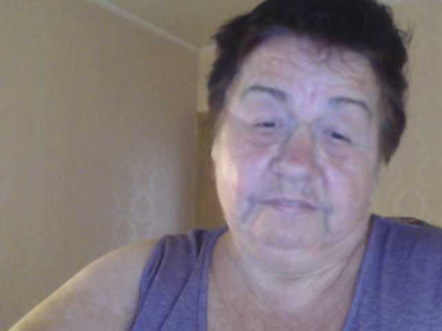 Alinahott1 live cam on BongaCams