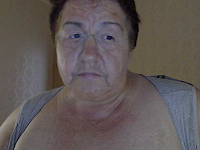 Alinahott1 live webcam show