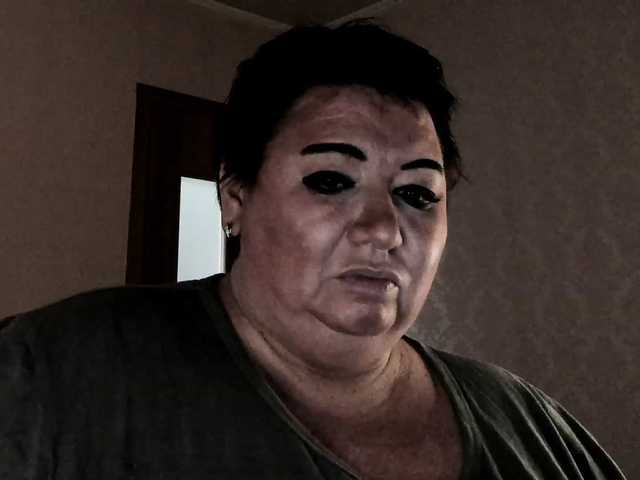 Alinahott1