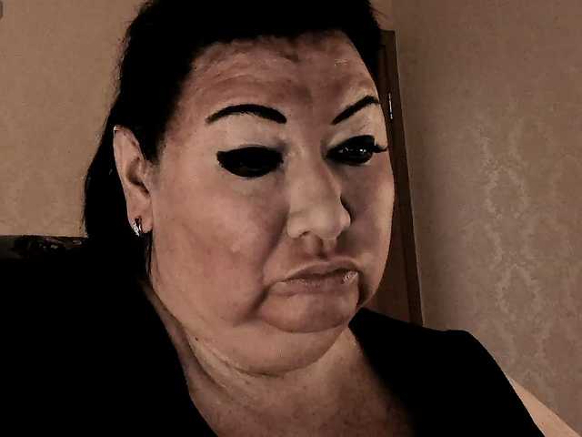 Alinahott1