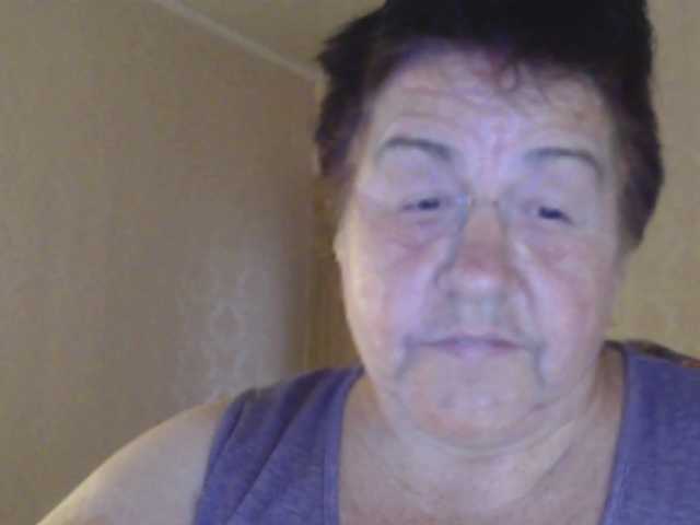 Raisa56 live webcam show