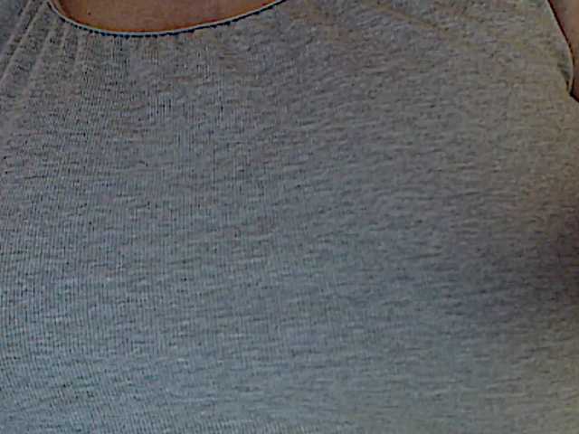 Alinahott1