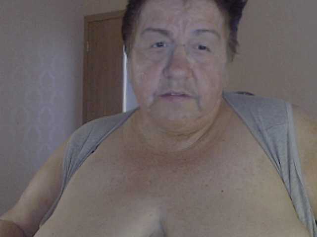 Alinahott1 live webcam show