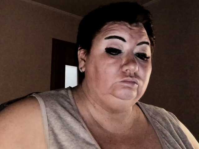 Alinahott1