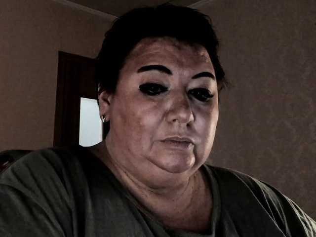 Alinahott1
