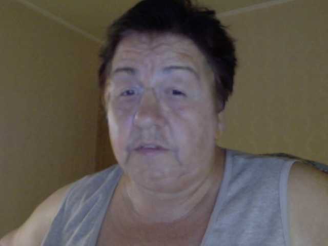 Alinahott1 live webcam show