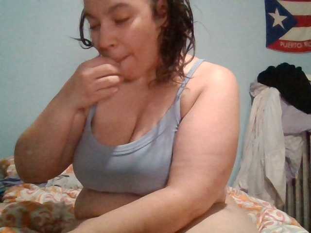 Kandykay live cam on BongaCams