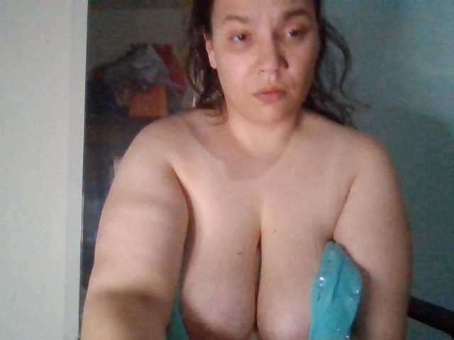 Kandykay live cam on BongaCams