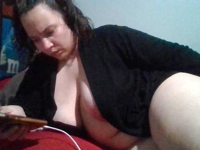 Kandykay live cam on BongaCams