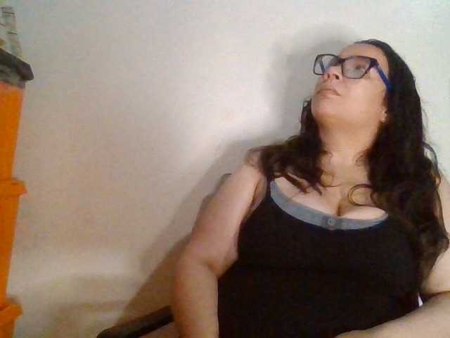 Kandykay live cam on BongaCams