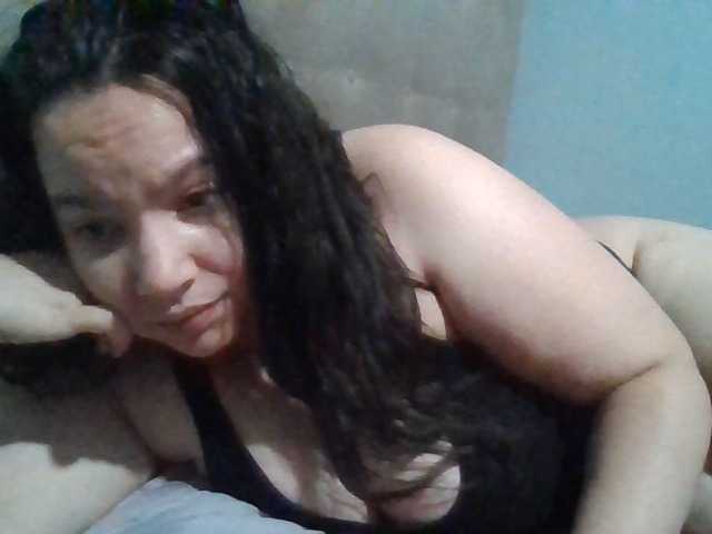 Kandykay live cam on BongaCams