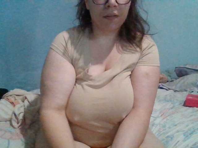 Kandykay live cam on BongaCams