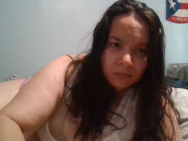 Kandykay live cam on BongaCams