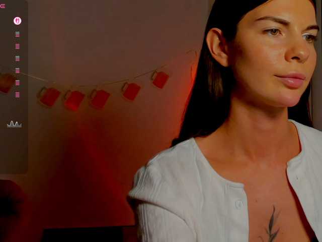 andrea-tasty live cam on BongaCams