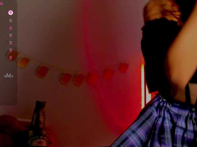 andrea-tasty live cam on BongaCams