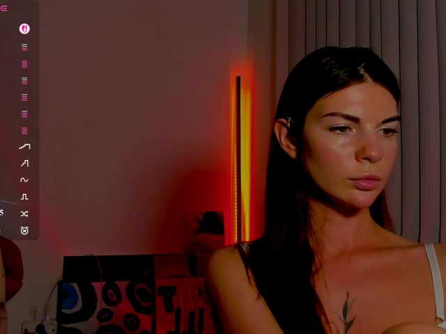 andrea-tasty live cam on BongaCams